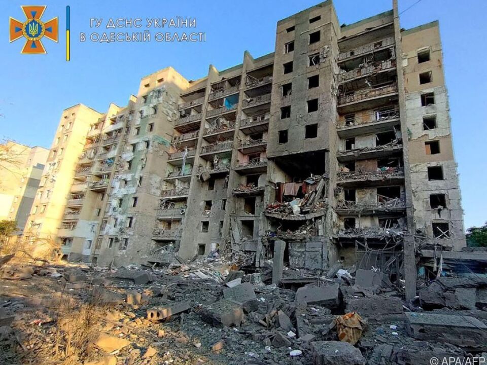 Von russischen Raketen zerstörtes Wohnhaus nahe Odessa