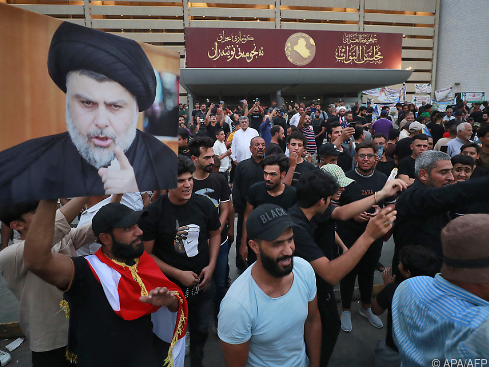 Anhänger von Moktada al-Sadr während der Proteste Mitte August