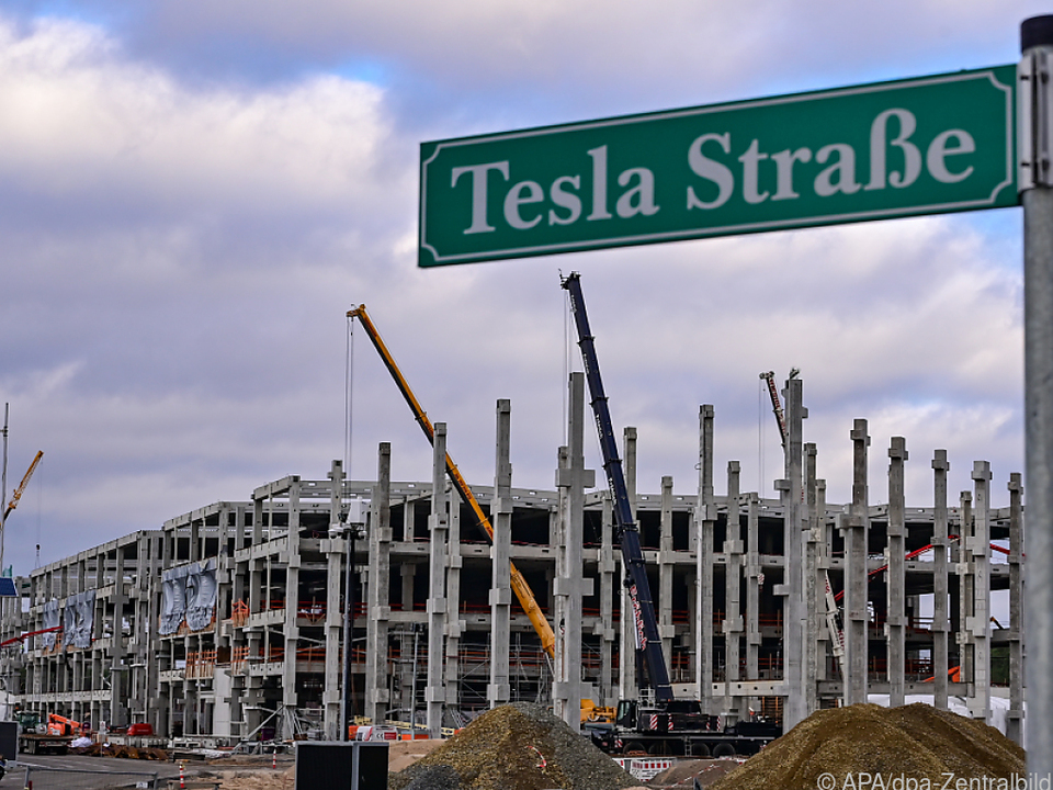 Erst kürzlich eröffnete Tesla ein neues Werk in Grünheide bei Berlin