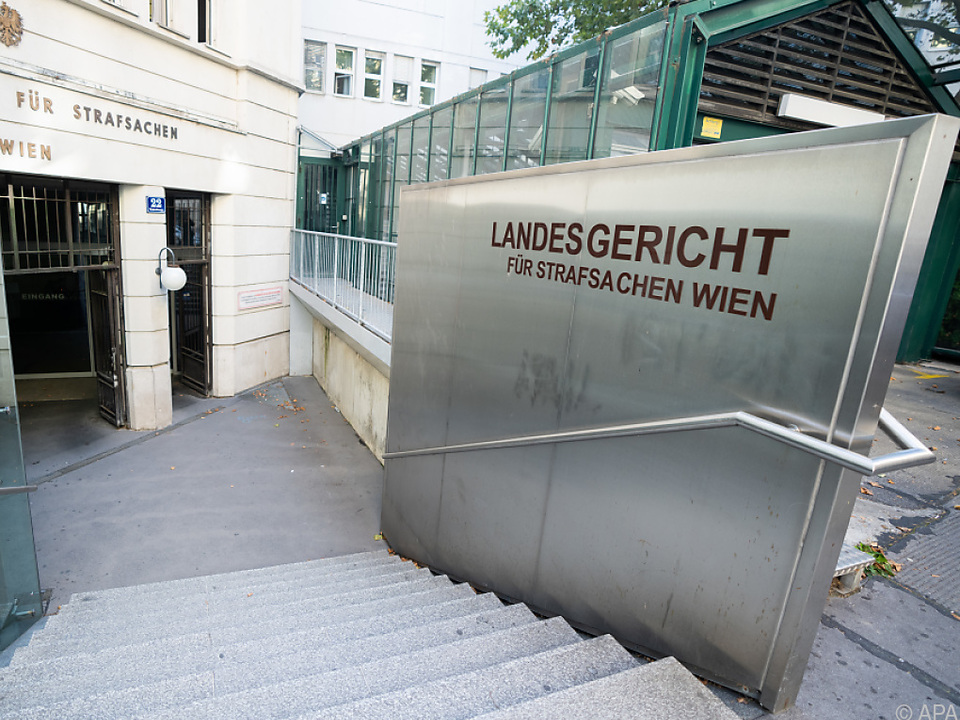 Prozess zu Tierquälerei am Wiener Straflandesgericht
