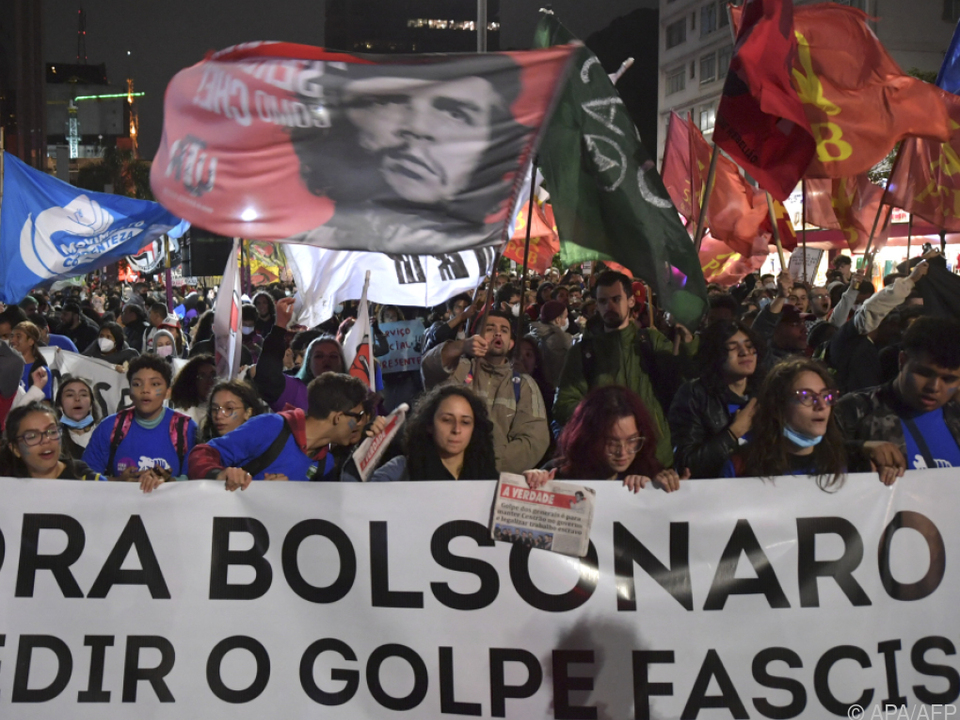 Rund eine Million Brasilianer gingen landesweit auf die Straßen