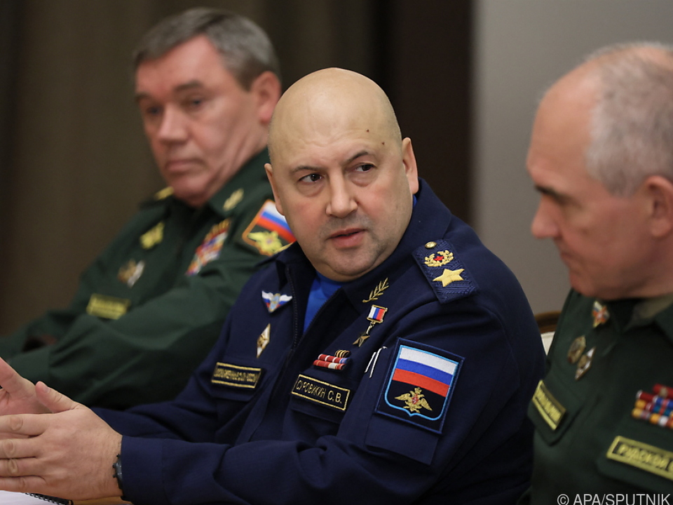 Russischer Ukraine-Befehlshaber bereitet Rückzug vor