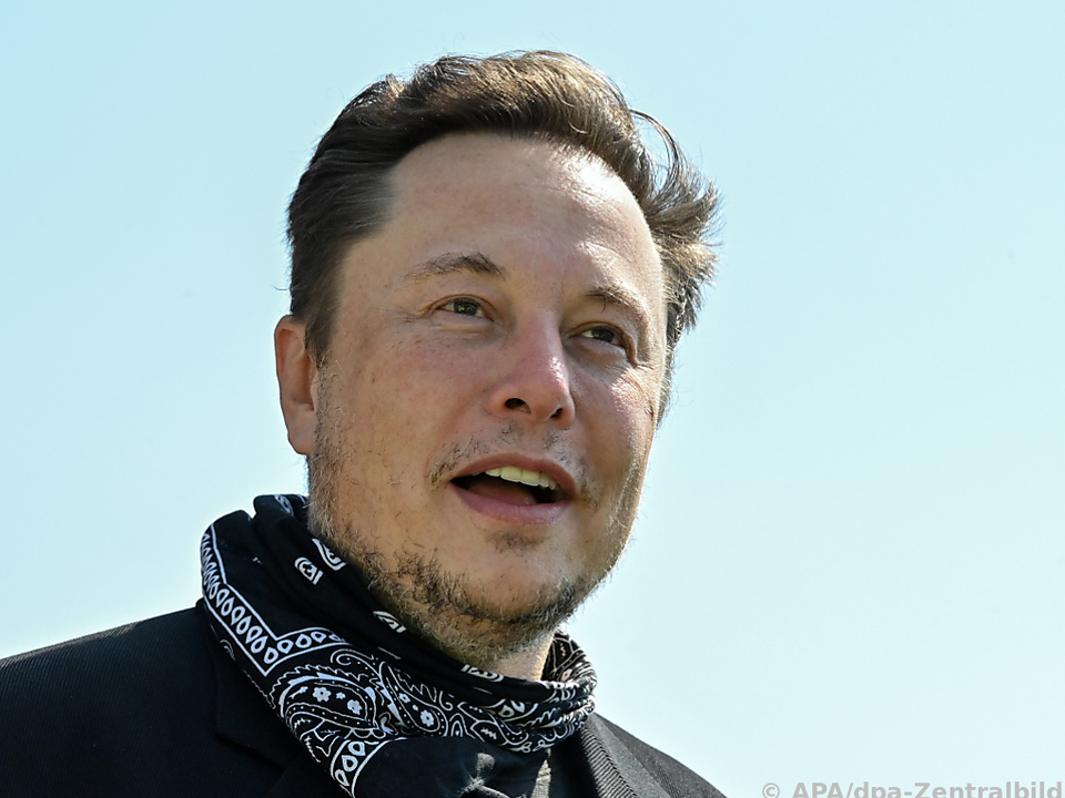 Elon Musk krempelt Twitter seit Übernahme komplett um