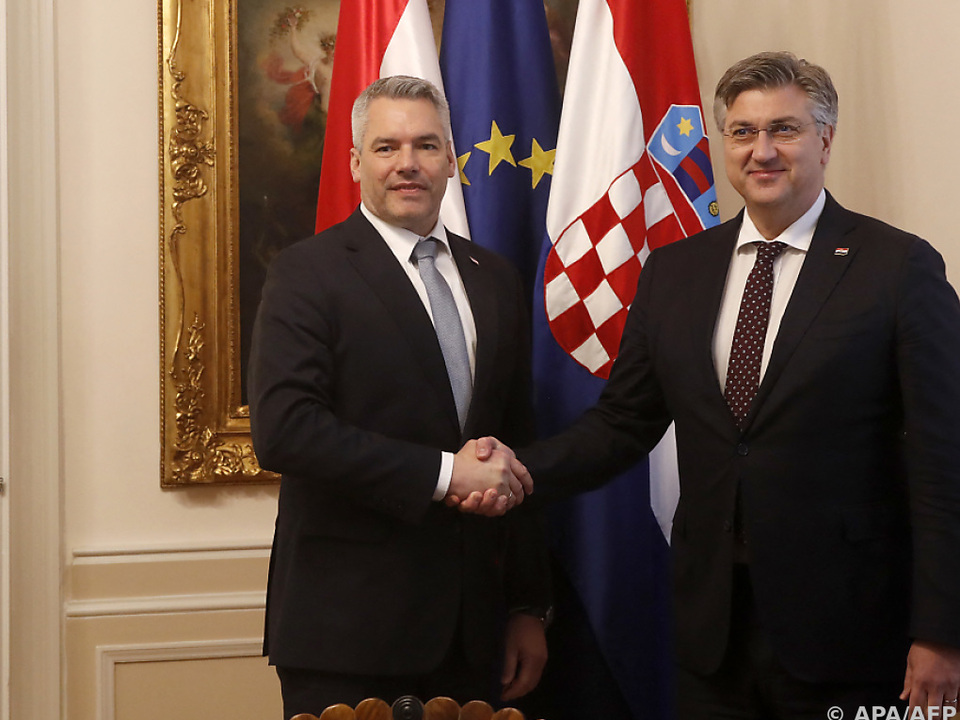 Nehammer beim Treffen mit kroatischem Premier Plenkovic in Zagreb