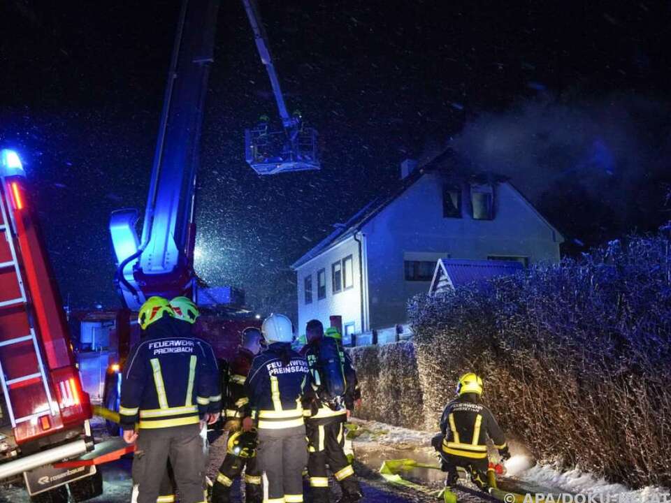 Brand in Wohnhaus nach Explosion