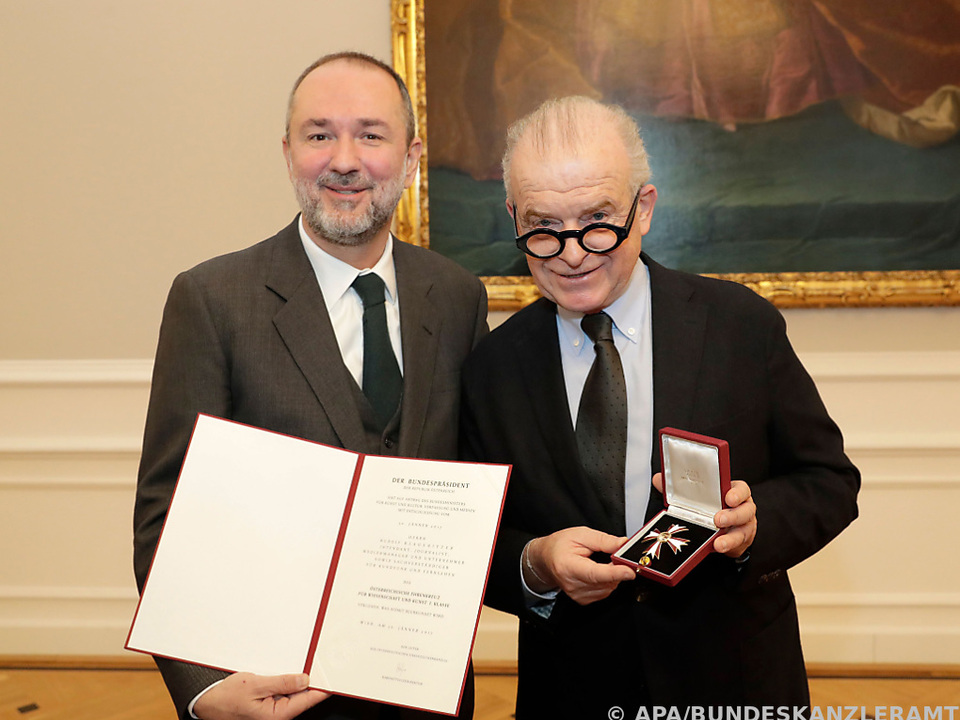 Ex-Minister Drozda überreichte Klausnitzer Ehrenkreuz für Wissenschaft
