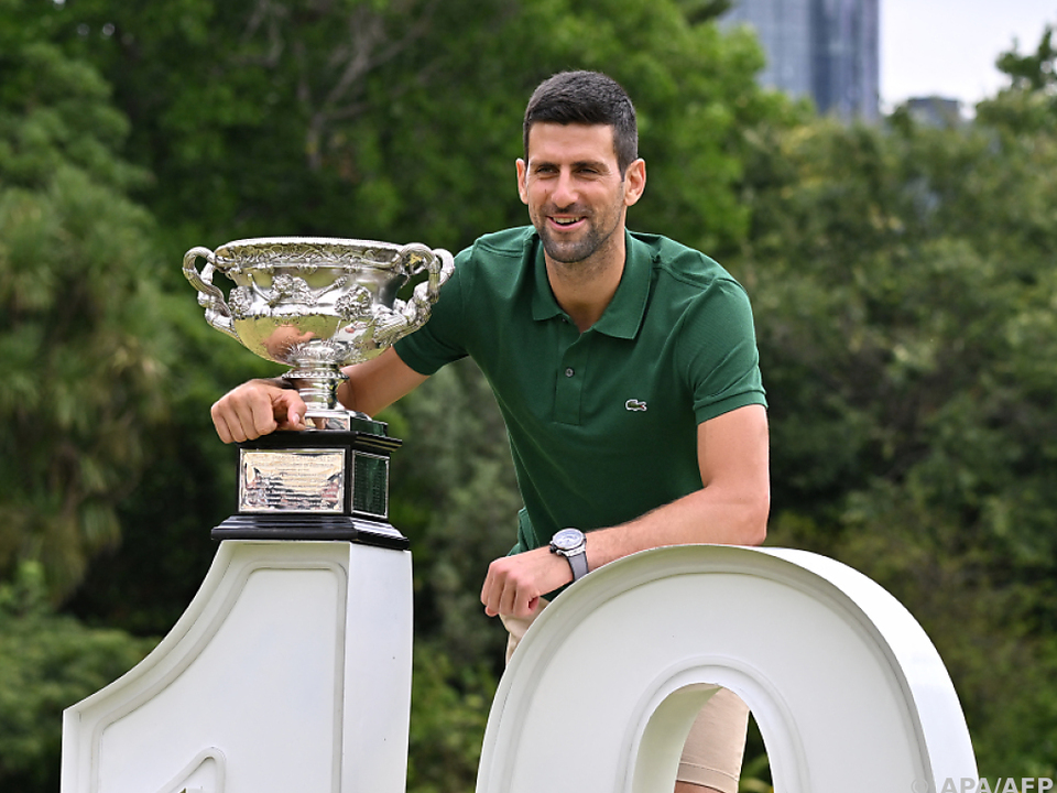 Novak Djokovic stolz auf seinen 10. Australian-Open-Titel