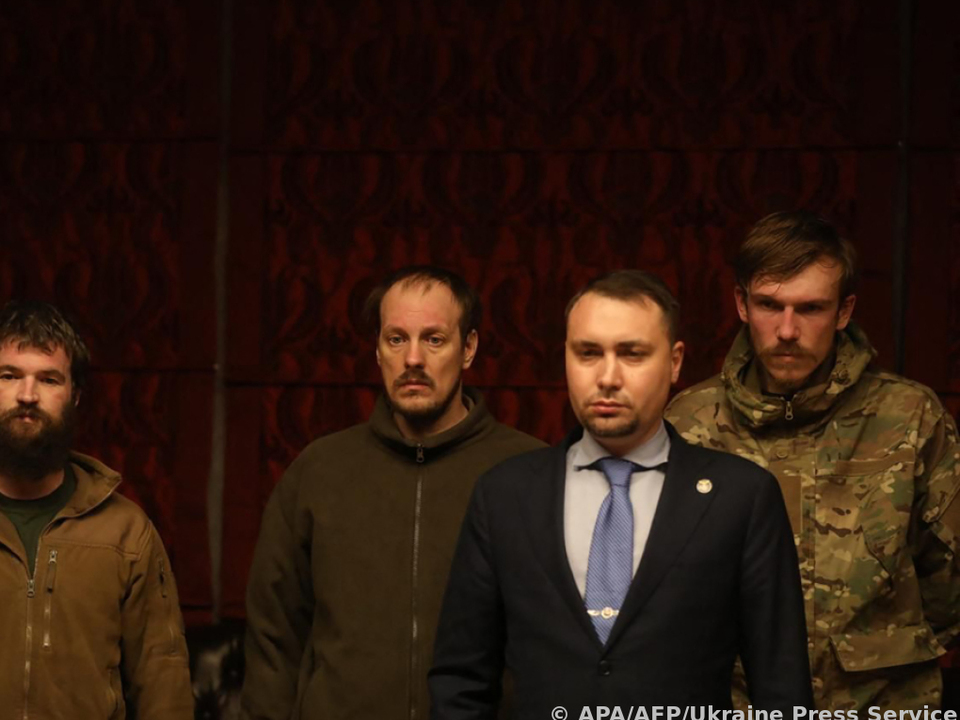 Kyrylo Budanov (2. v. r.) wird neuer Verteidigungsminister in Kiew