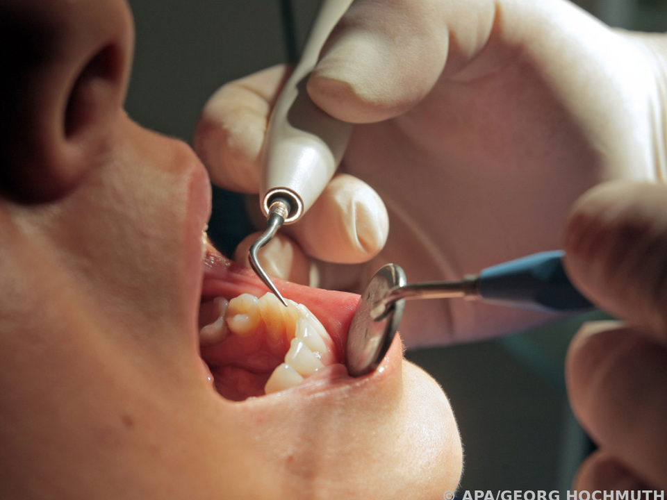 Ersturteil nach Klage einer Patientin in Wien zahnarzt