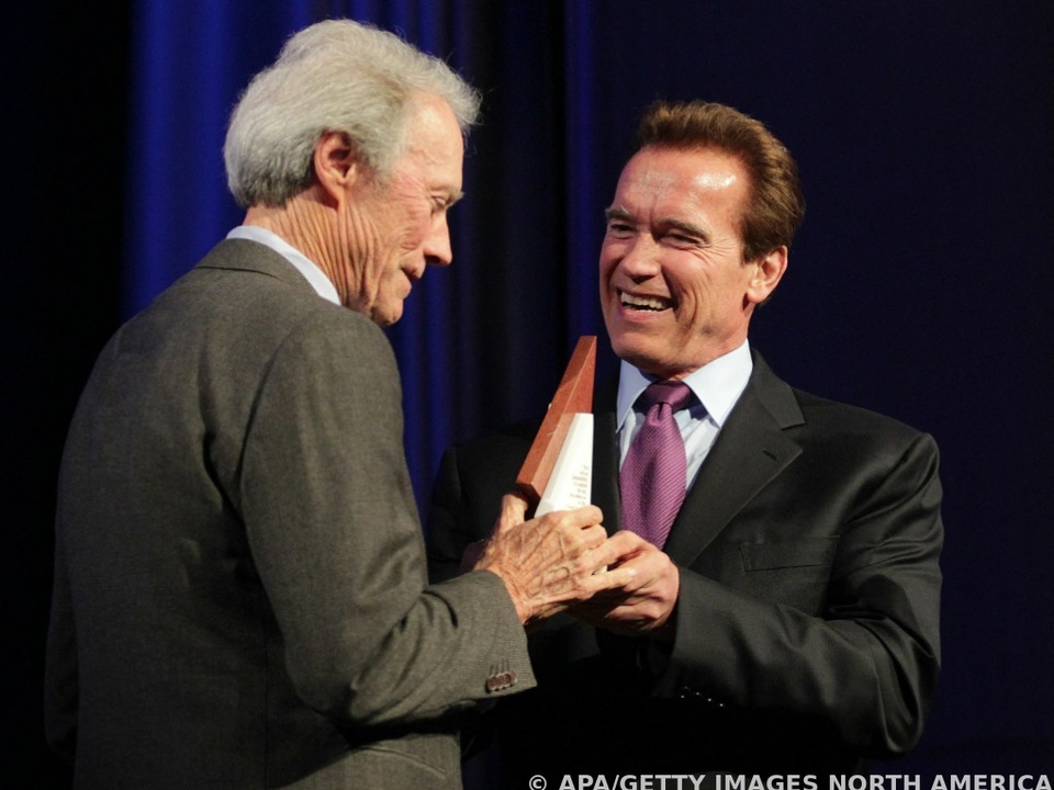 Bereits 2010 ehrte Schwarzenegger als Kaliforniens Gouverneur Eastwood