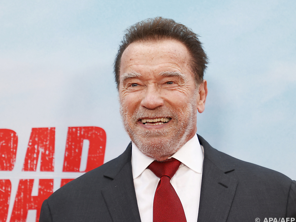 Arnold Schwarzenegger hat jedes der Exemplare signiert