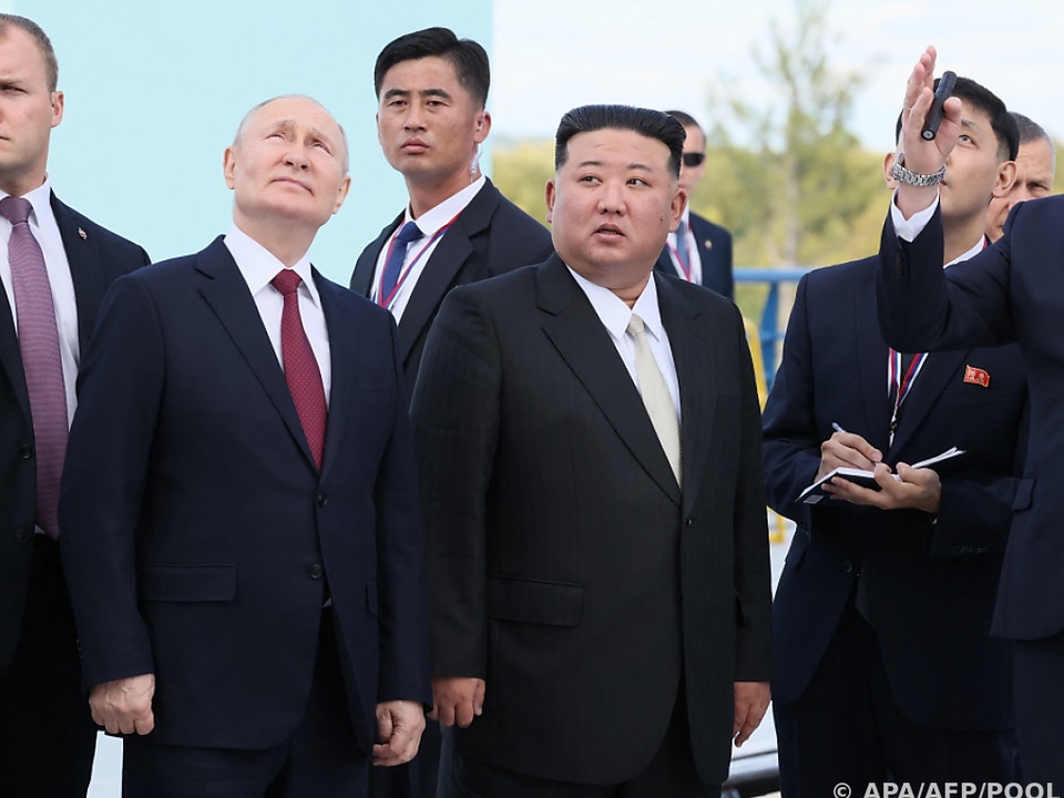 Kim sichert Putin Unterstützung zu