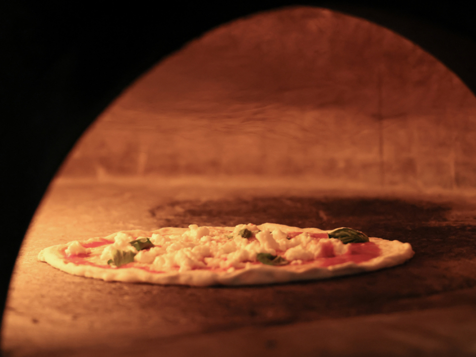 Il ristoratore italiano fa rumore con la pizza all’ananas – Alto Adige News