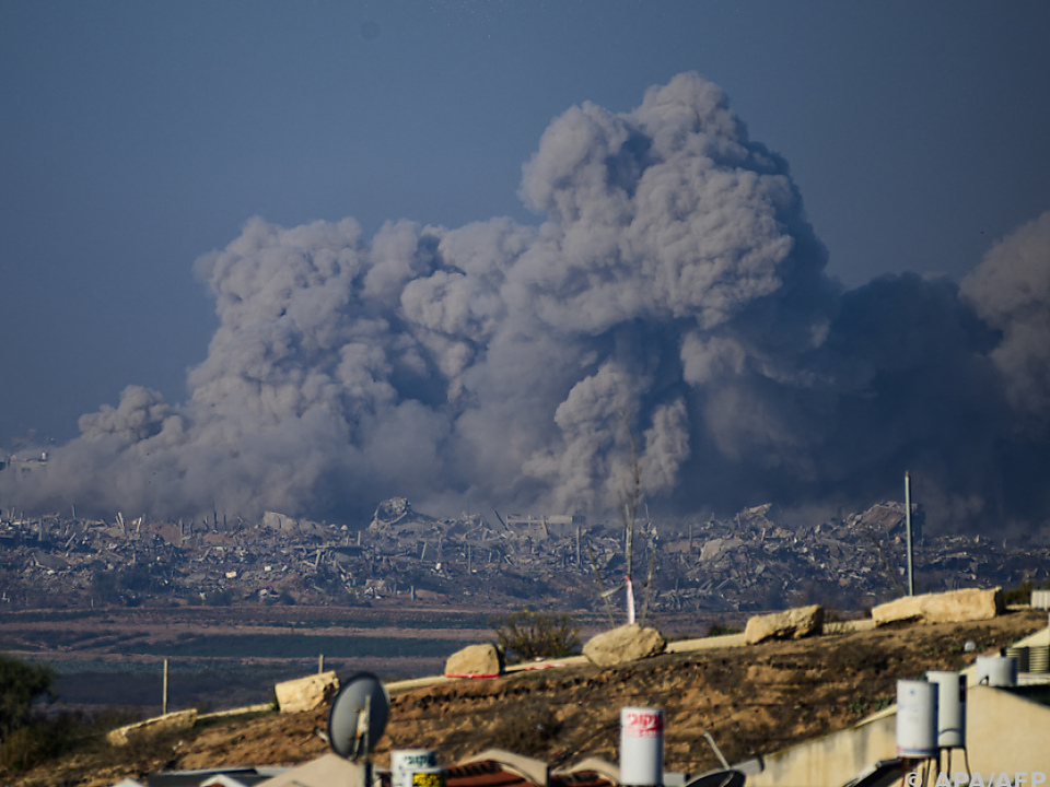 Rauch über dem Gazastreifen