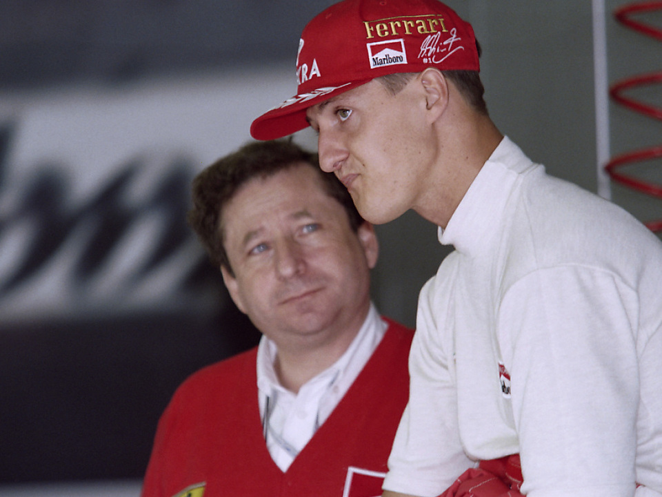 Schumacher zu Beginn seiner Karriere mit Jean Todt (Archiv)
