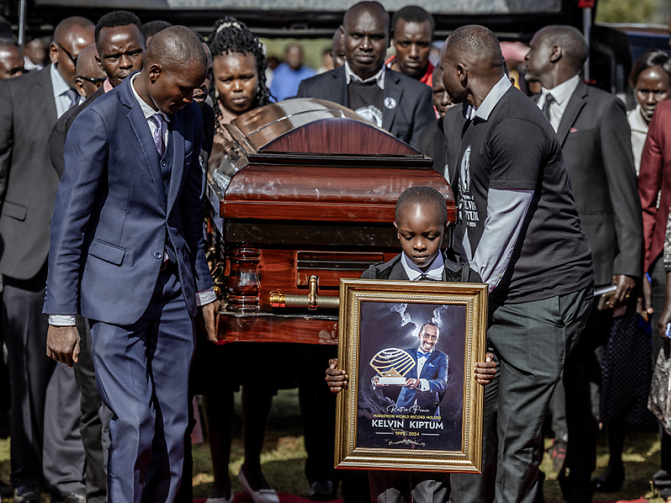 Großer Abschied für gestorbenen MarathonLäufer Kiptum Südtirol News