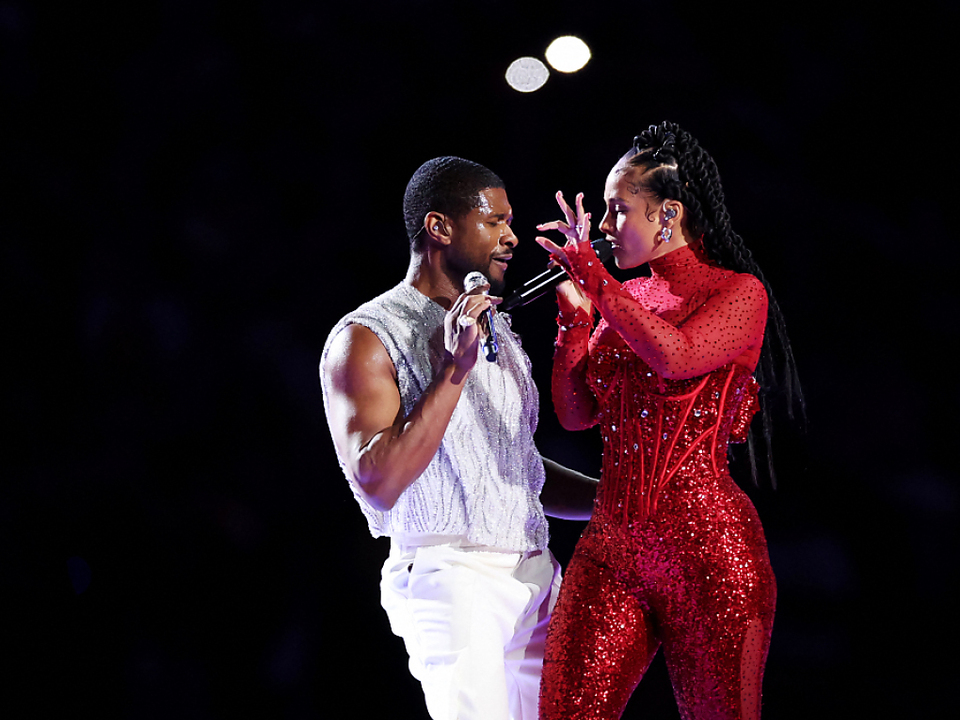 Usher im Duett mit Alicia Keys