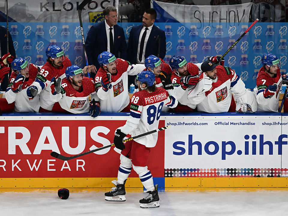 Pastrnak Schießt WM-Gastgeber Tschechien Zu Gold – Südtirol News