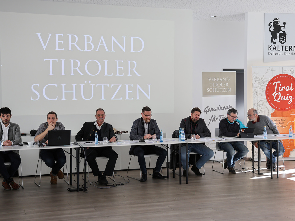 -Gemeinsam-f-r-die-Einheit-Tirols-