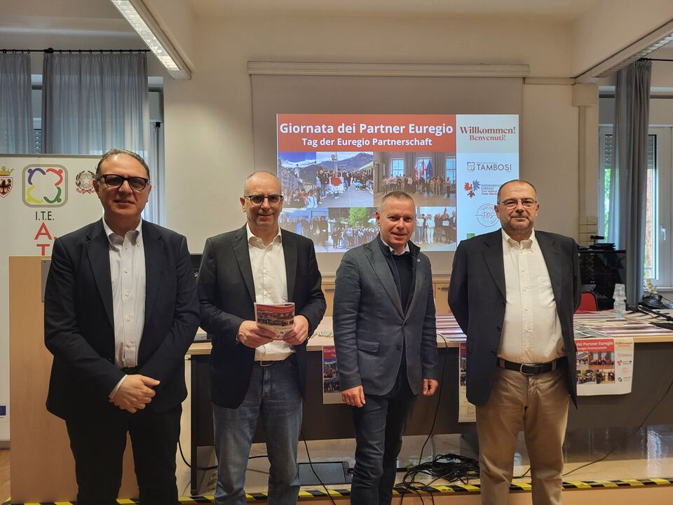 Drei-Schulen-feiern-in-Trient-ihre-Euregio-Partnerschaft