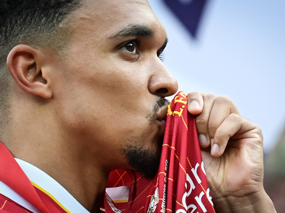 Real-holte-Trent-Alexander-Arnold-Frimpong-zu-Liverpool