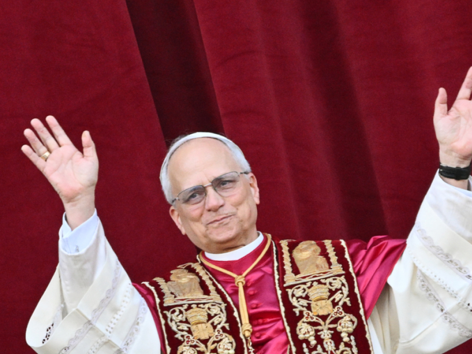 Leo-XIV-zelebrierte-seine-erste-Messe-als-Pontifex