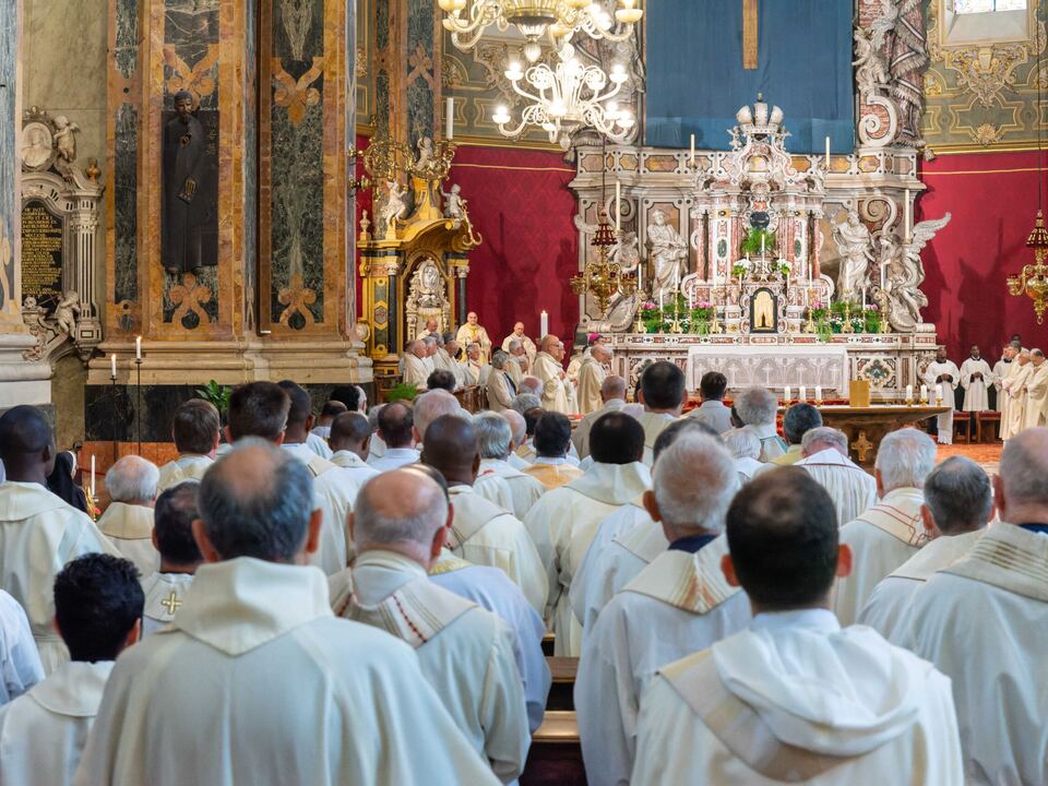 Priester-und-Personal-Alle-Neuerungen-des-Jahres-2025