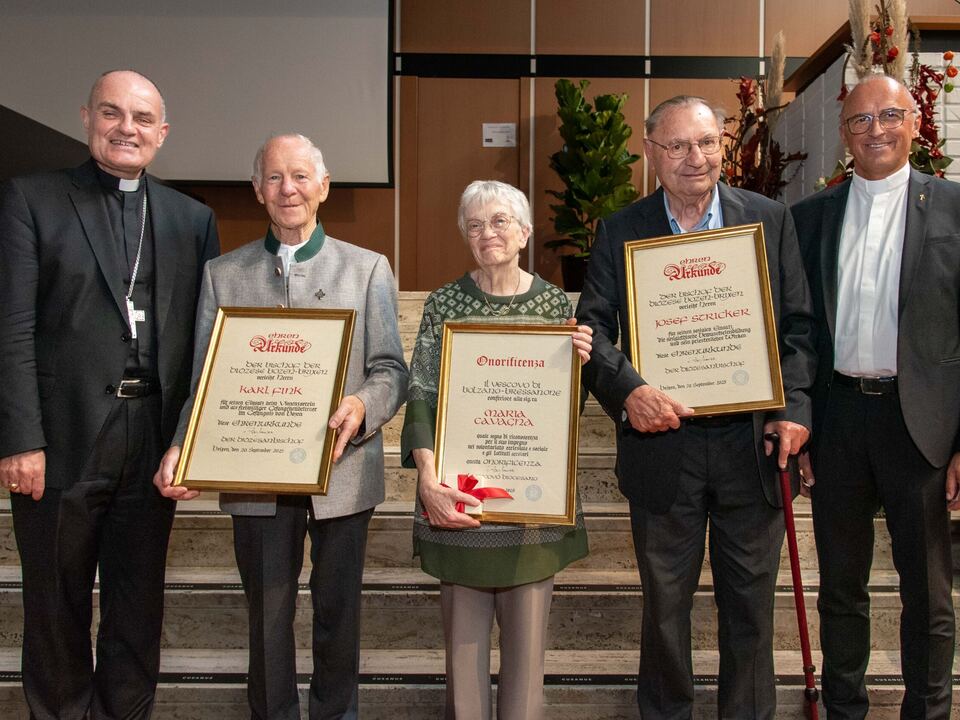 Di-zese-ehrt-Karl-Fink-Maria-Cavagna-und-Josef-Stricker