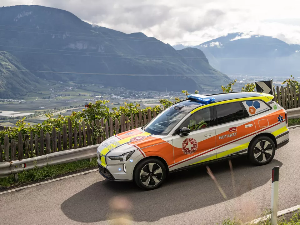 E - Notarzteinsatzfahrzeug