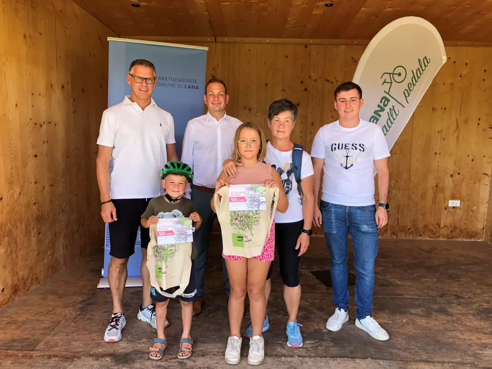 Lana radlt zum Einkaufen 2025 Gewinner