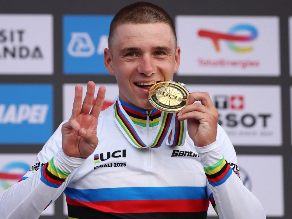 Remco Evenepoel verteidigte Titel souverän