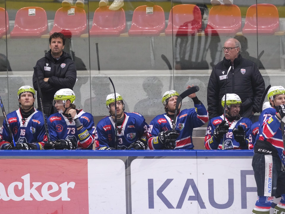 Bank-panchina_Rittner_Buam_SkyAlps-Adler_Kitzbühel_30_10_25_Credits_Max_Pattis