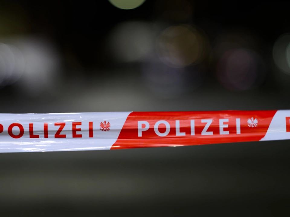Die Polizei ermittelt nach einem Juweliereinbruch in Tulln