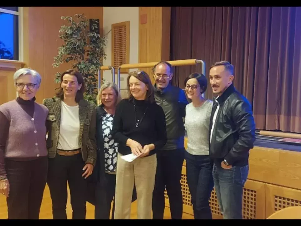 Paula Mittermair, Anna Kircher, Elfriede Ploner, Helene Burgmann vom Demenzfreundlichen  Hochpustertal, ASAA Präsident Ulrich Seitz, Ergotherapeutin Kathrin Malfertheiner und Psychologe Michele Piccolin.