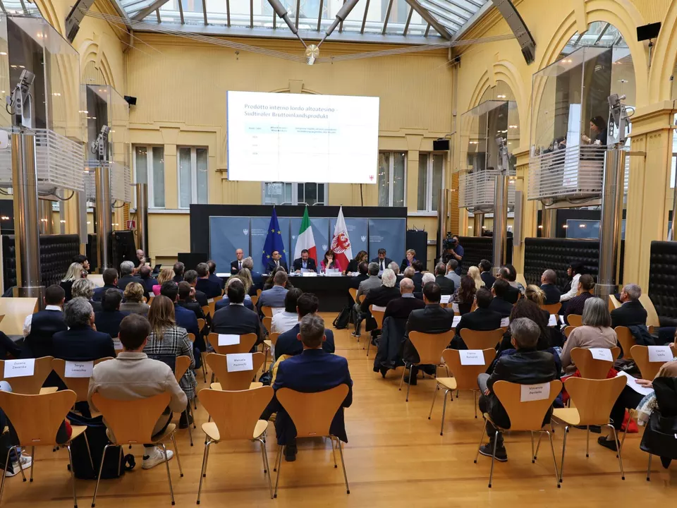 Piattaforma_economia_2030