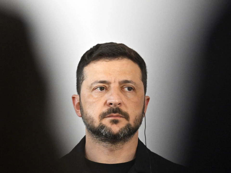 Selenskyj: Stadt im Donbass hart umkämpft