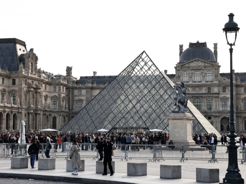 Weltberühmtes Louvre war Ziel von aufsehenerregendem Diebstahl