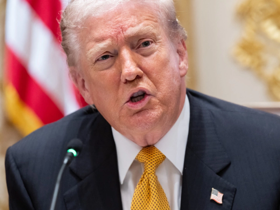 Donald Trump betrachtet den G20-Gipfel in Südafrika als \