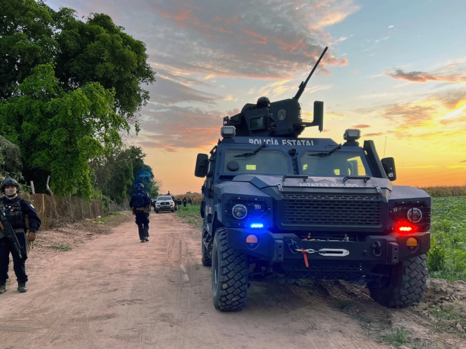 Eine Polizeipatrouille wurde in Sinaloa von Bewaffneten angegriffen