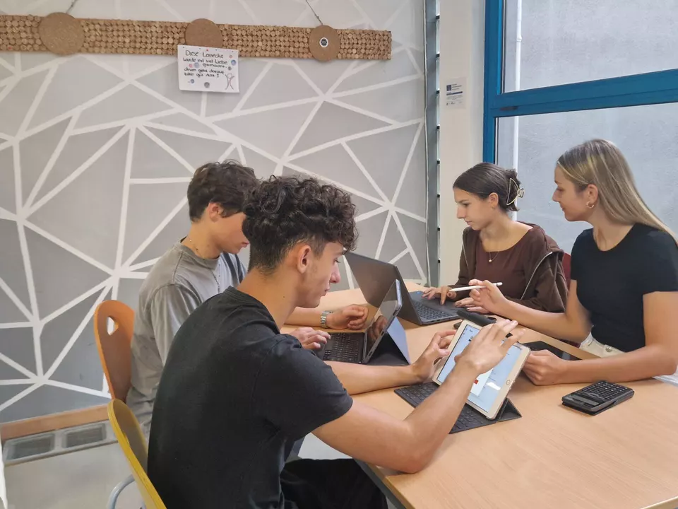 Schülerinnen bei den Medientagen