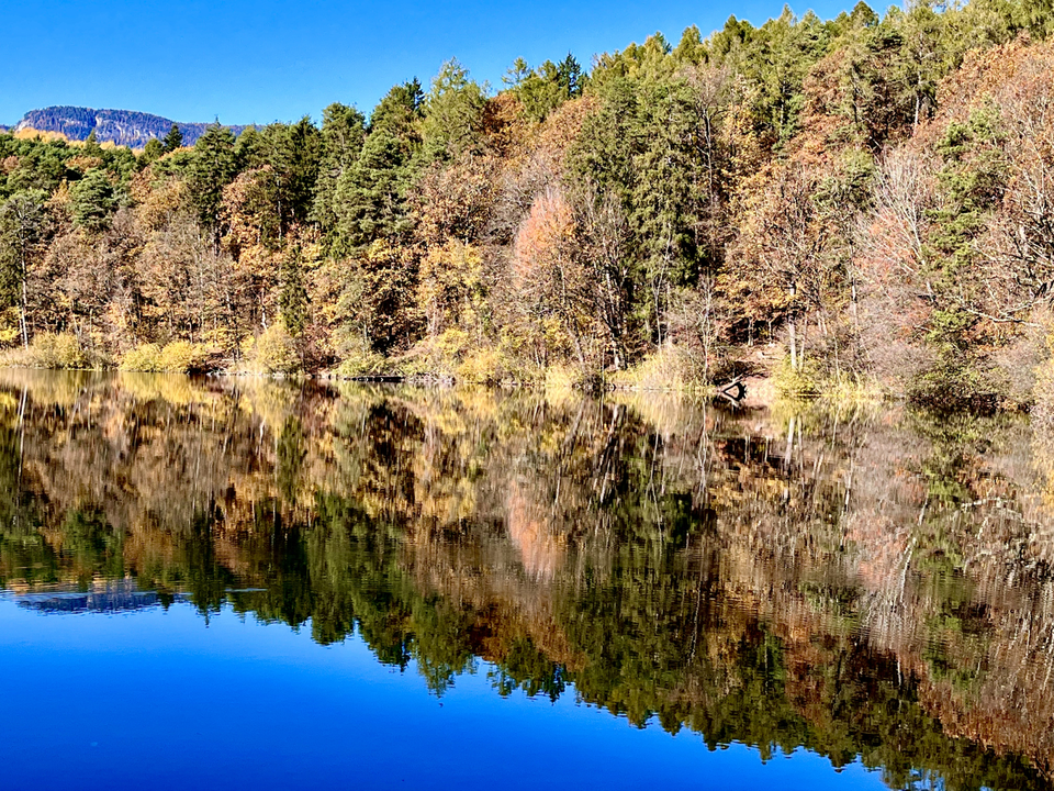 Herbst Montiggler See