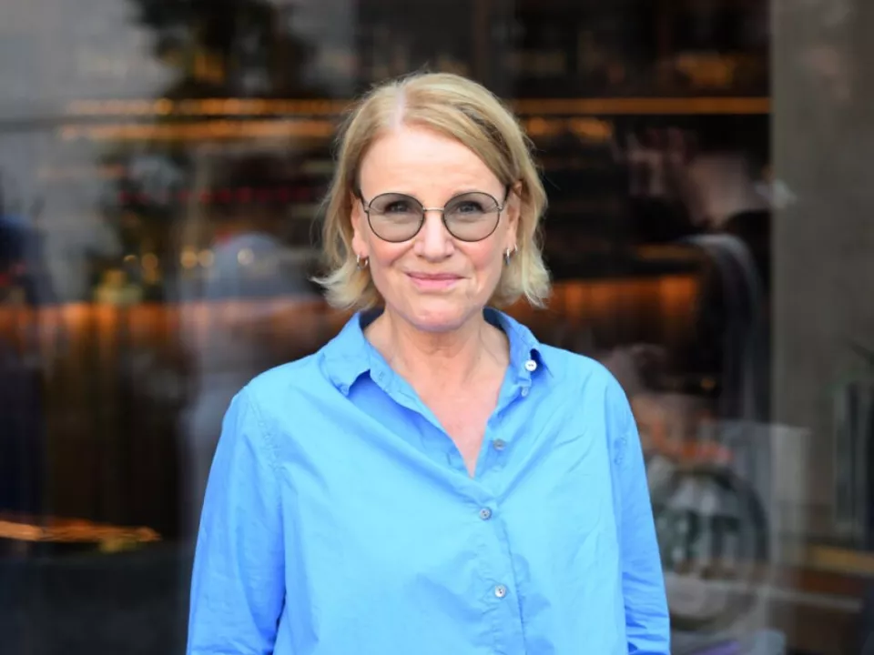 Kaffee und Kuchen zum Runden: Mariele Millowitsch