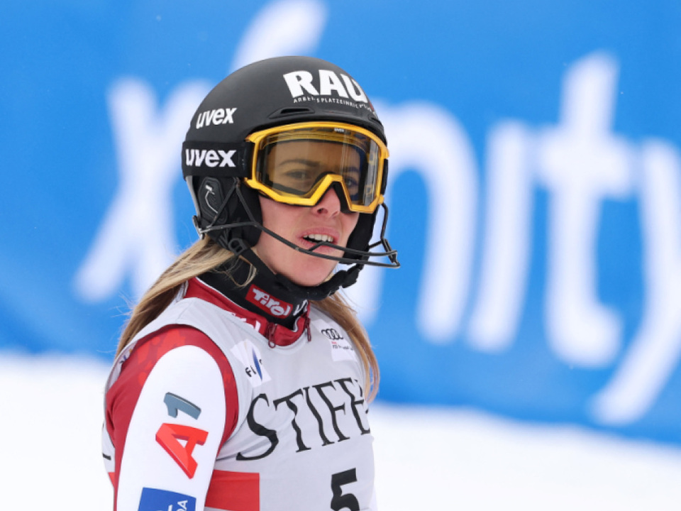 Liensberger-verpasst-Podest-bei-Shiffrins-Slalom-Hattrick