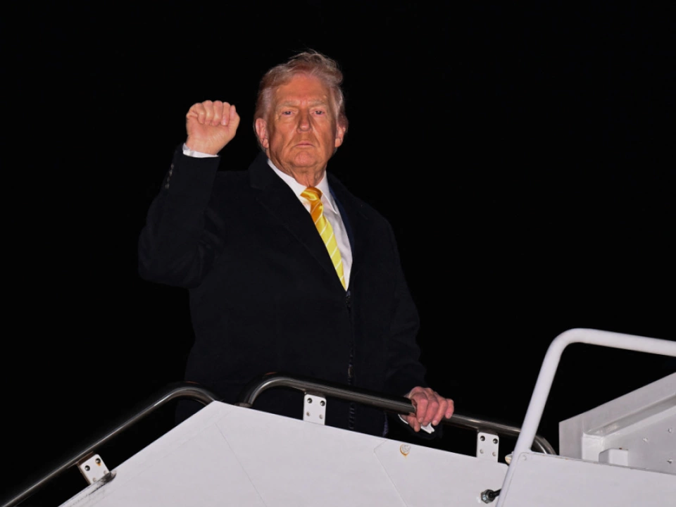 Trump kündigte Klage in der Air Force One an