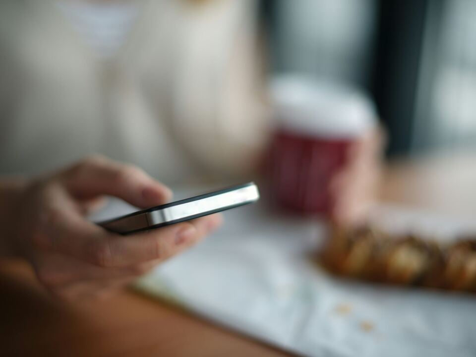 Caritas-Telefonseelsorge-ber-die-Weihnachtszeit-da