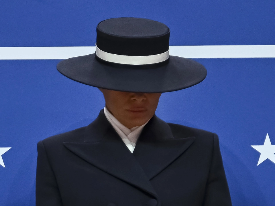 Auch im Trailer zur Doku trägt Melania Trump den viel beachteten Hut