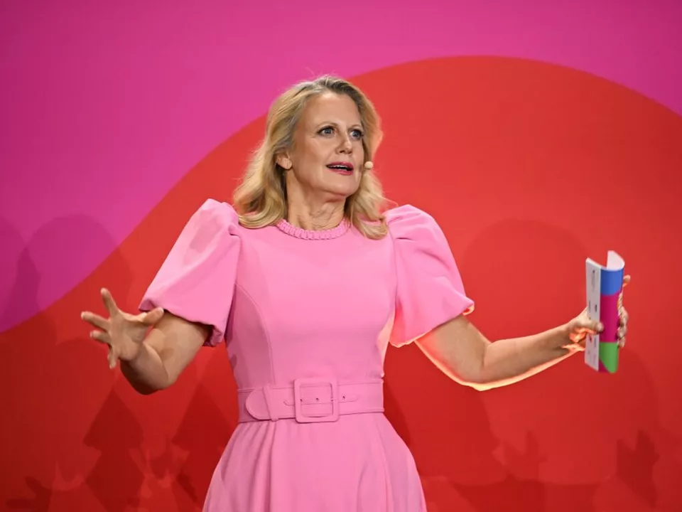 Auch Schöneberger moderiert die Sendung ein letztes Mal