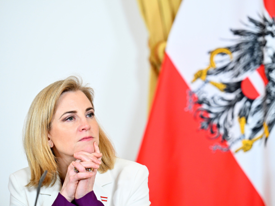 -sterreich-entsendet-Experten-in-den-Nahen-Osten