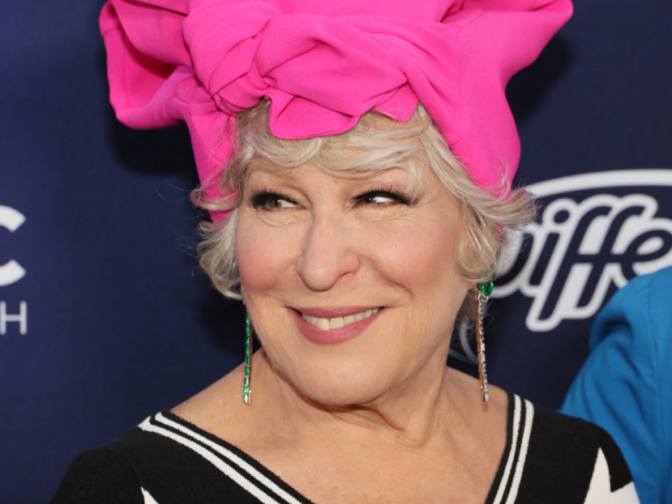 Bette-Midler-feiert-80er-und-dreht-weiterhin-auf