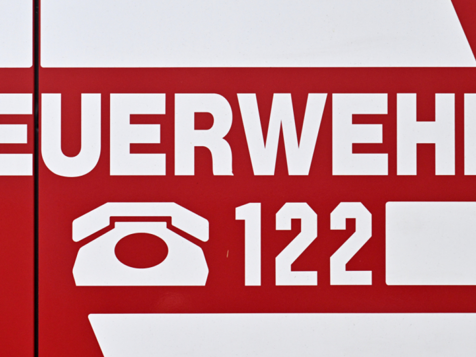 Keine-Verletzten-bei-Gro-feuer-in-Kitzb-hel